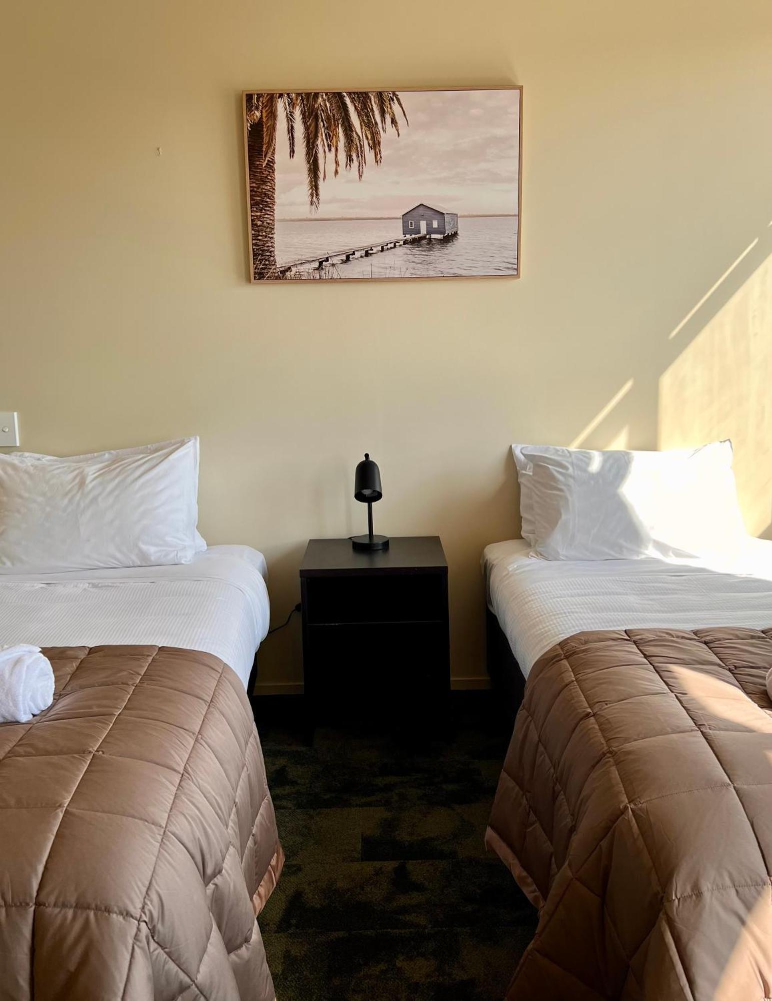 The Post Hotel Порируа Экстерьер фото