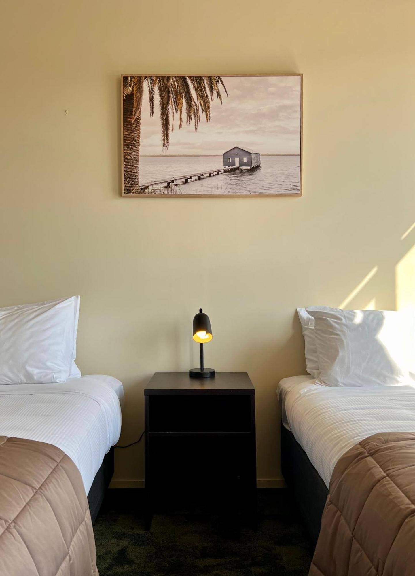 The Post Hotel Порируа Экстерьер фото